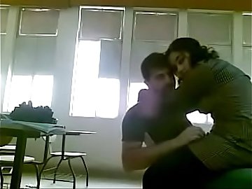 Indian Sex University Couple Fucking In Their Class Room