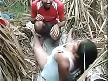 indian call girl fucked in jungle