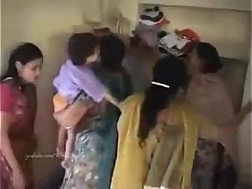 Porn Indian Family - Free Online Family Porn Tube - Hindi Sex Films